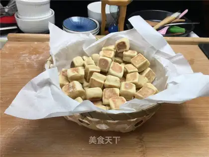 Scrambled bread