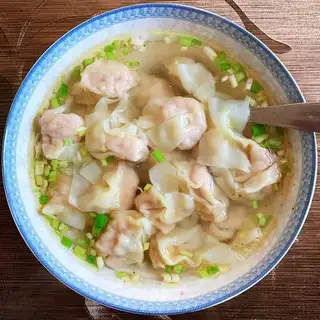 Bone soup and meat