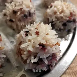 The quail egg pearls
