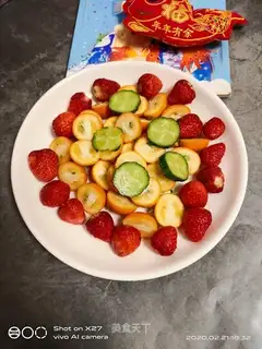 Strawberry orange salad