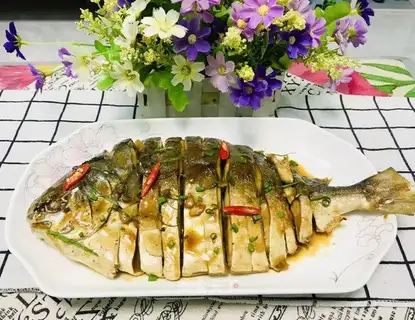 Red-burned mackerel