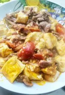 Beef tomato tofu