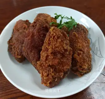 Street fried chicken wings