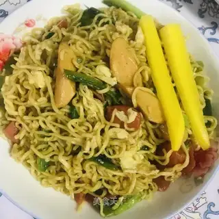 Fried noodles