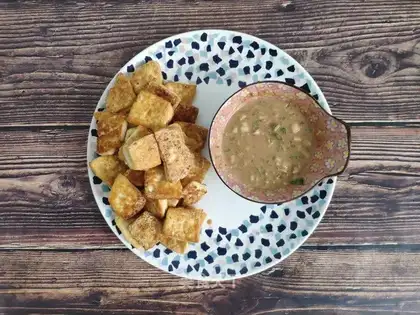 Stinky tofu