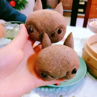 Squirrel sausage