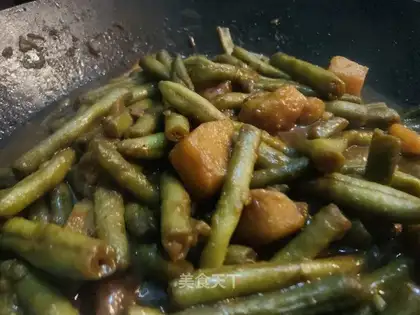 Potato fried beans