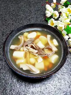 Pork belly potion, Lotus soup