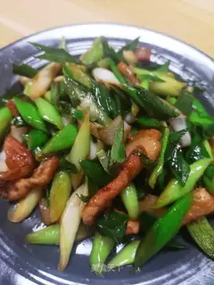 Garlic fried meat