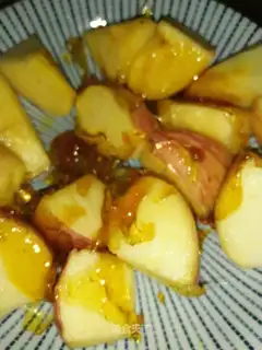 Caramel apples