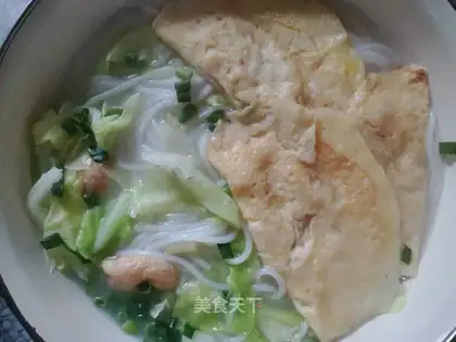 Egg dumplings and rice powder