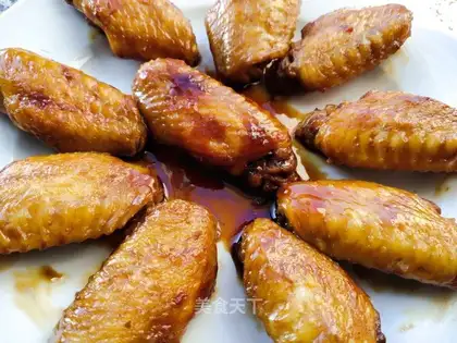 Red chicken wings