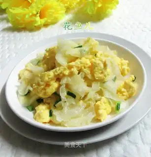 Eggs and silver ears