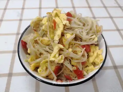 Golden fungus fried eggs
