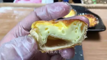 It's so easy to grab a cake and an egg