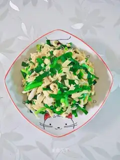 A tofu-cracker simmon