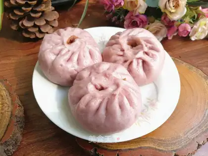 Potato bean bun