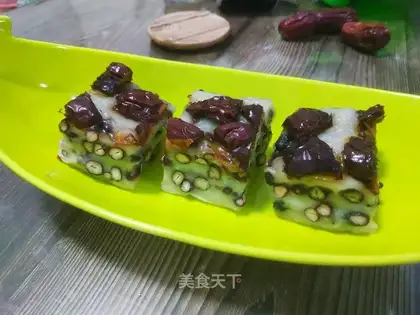 Red bean date rice cake