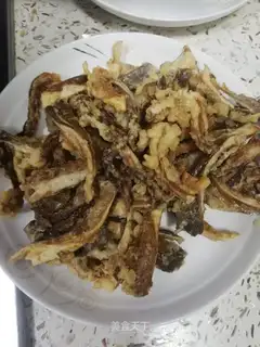 Dry mushrooms