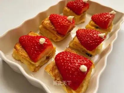 Strawberry toast