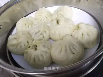 ♪ A cheesy egg dry fan bun ♪