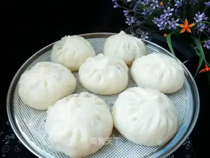 Sour sauce pie