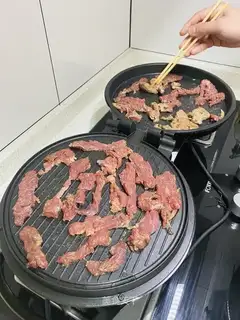 Pancake roast beef