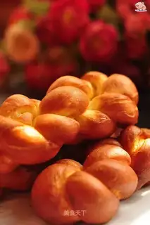 Milky honey weed