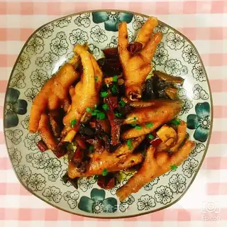 Chicken claws