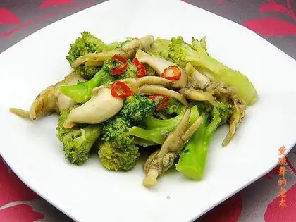 stir-fried razor clams with broccoli