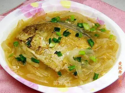 Grilled Pomfret with shredded white radish