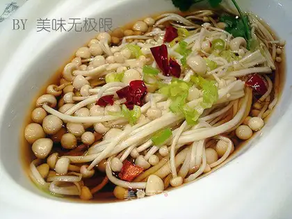Fried mushroom mixed with educational vegetables