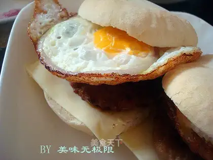 Home version of pork fillet and egg wheat