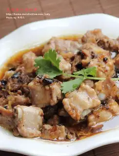 Steamed pork ribs with black bean and ginger juice