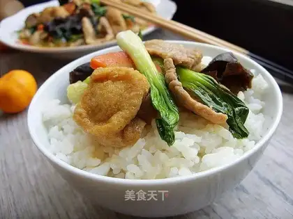 Nutrient and healthy stir-fried pork