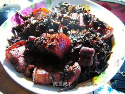 Roasted pork with plum vegetables