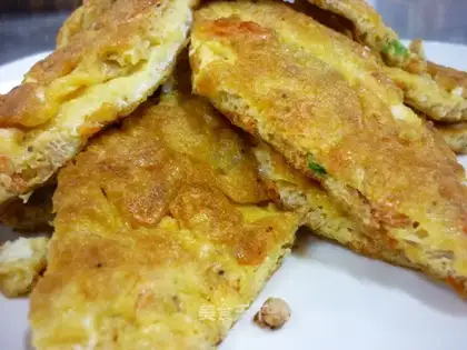 omelette with millet shrimp