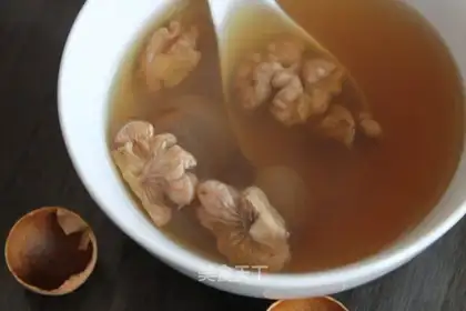 Walnut longan tea