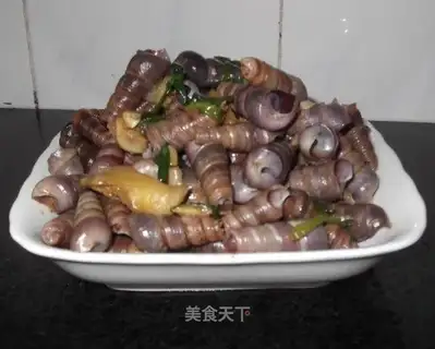 stir-fried sea snails with ginger and shallot