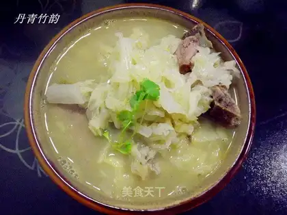 Ribs and cabbage soup