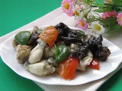 Tricolor frog