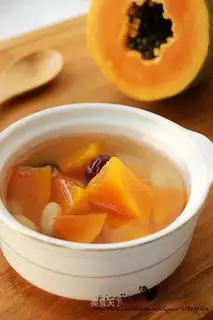Papaya, red dates and peanut drink