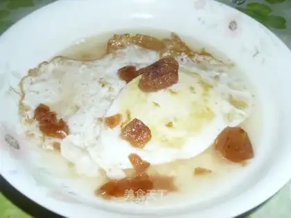 Poached eggs with sour plum