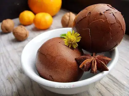 tea-flavored egg