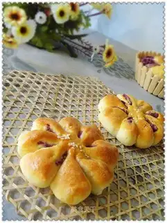 Purple sweet potato pattern bread