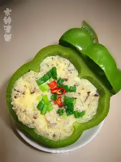 Steamed egg with sweet pepper