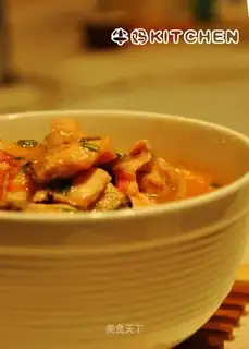 Fish slices in tomato sauce