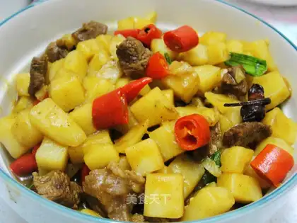 Potato curry beef brisket