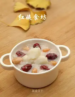 Red dates and peanut porridge