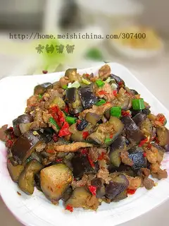Roasted pork with diced tomato